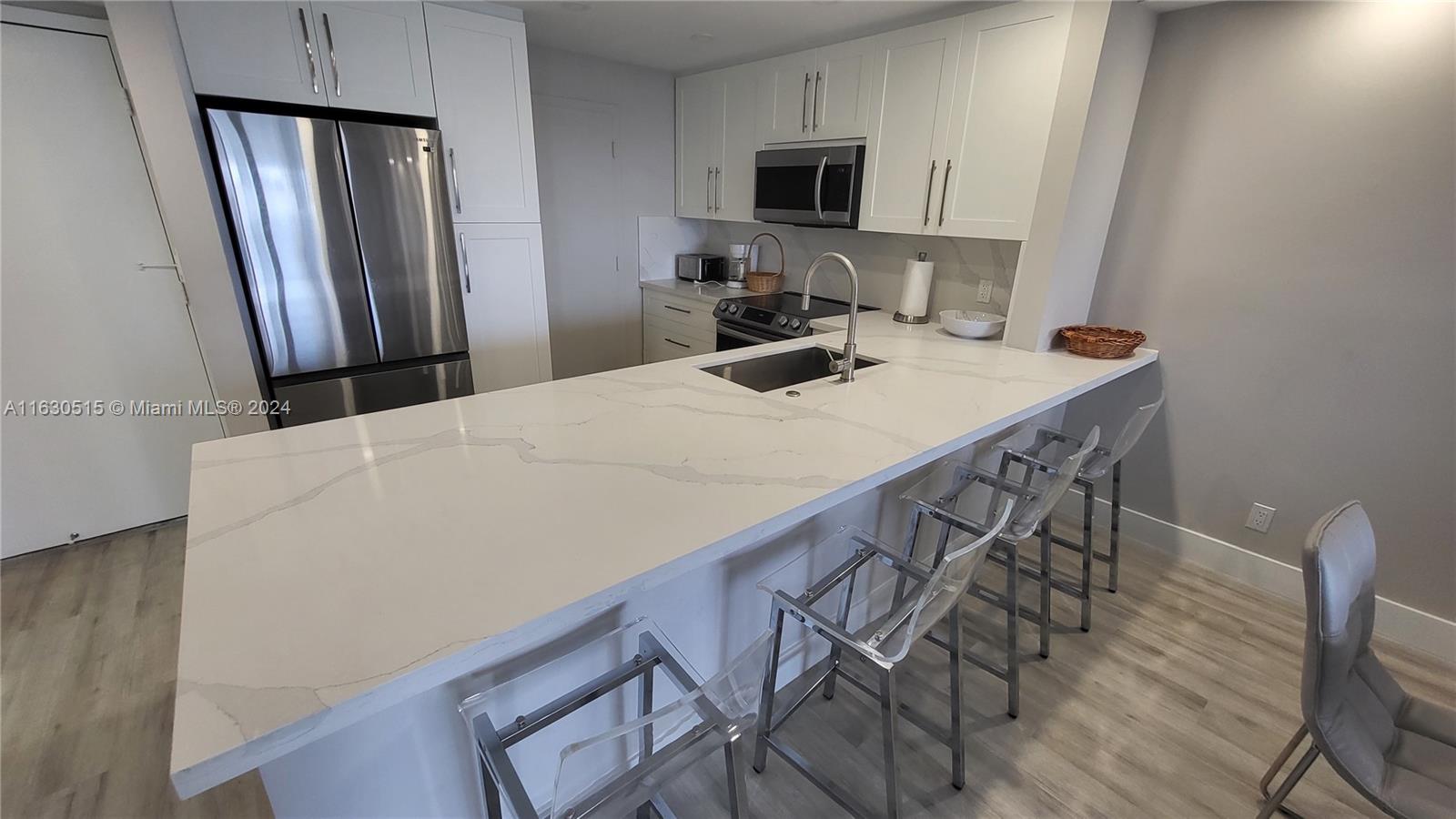 3800 S Ocean Dr # 1009