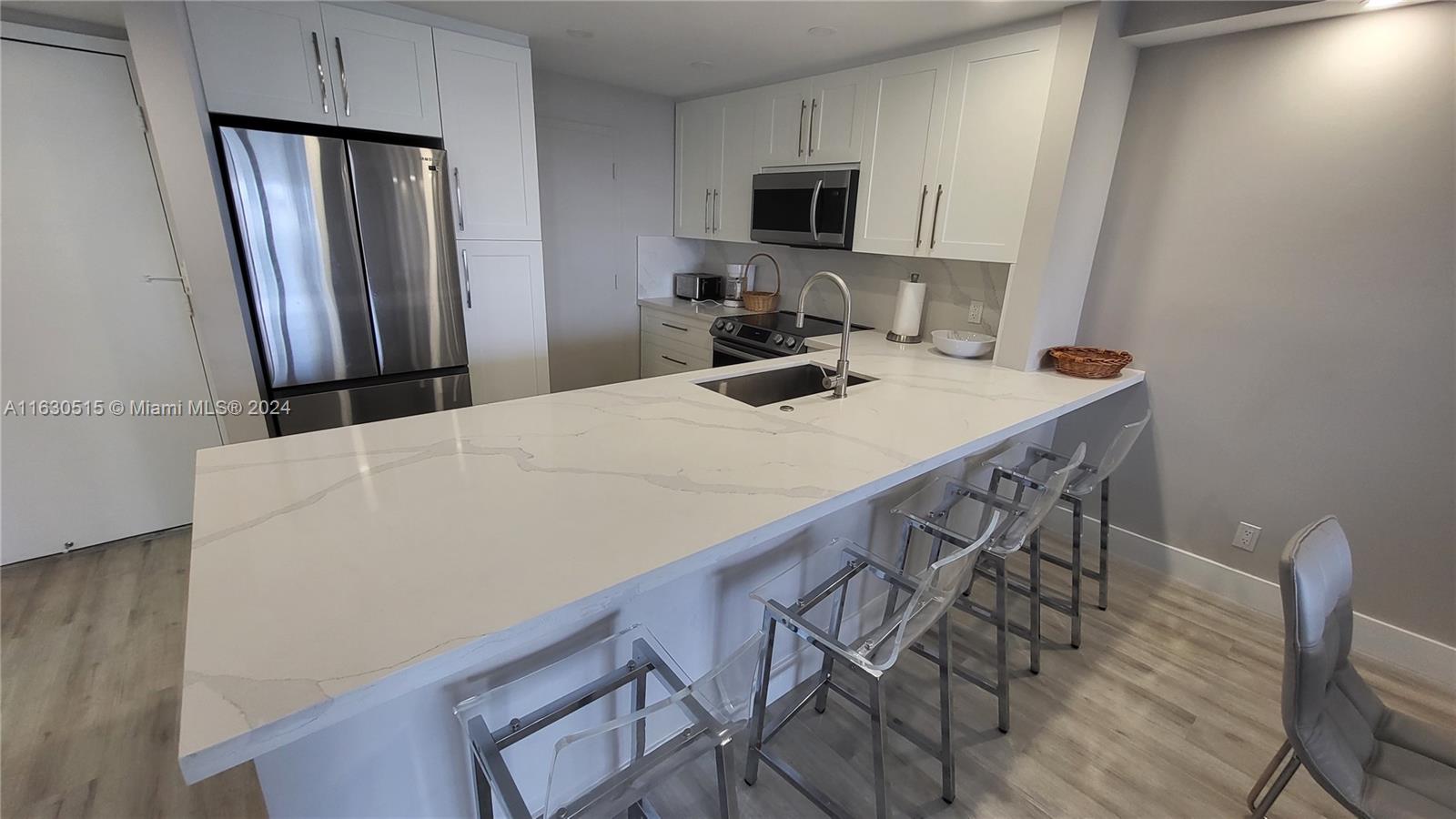 3800 S Ocean Dr # 1009