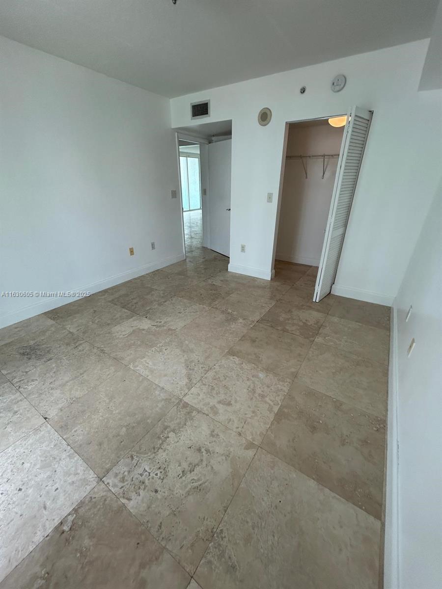 31 SE 5th St # 1601