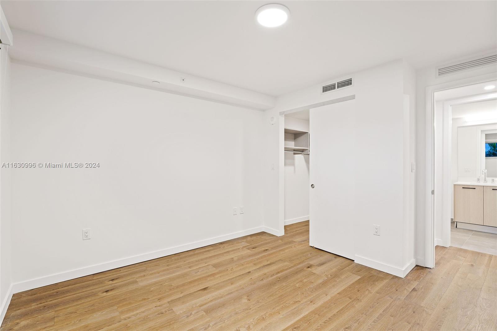 1500 Bay Rd # 1425 Unit: N-1425