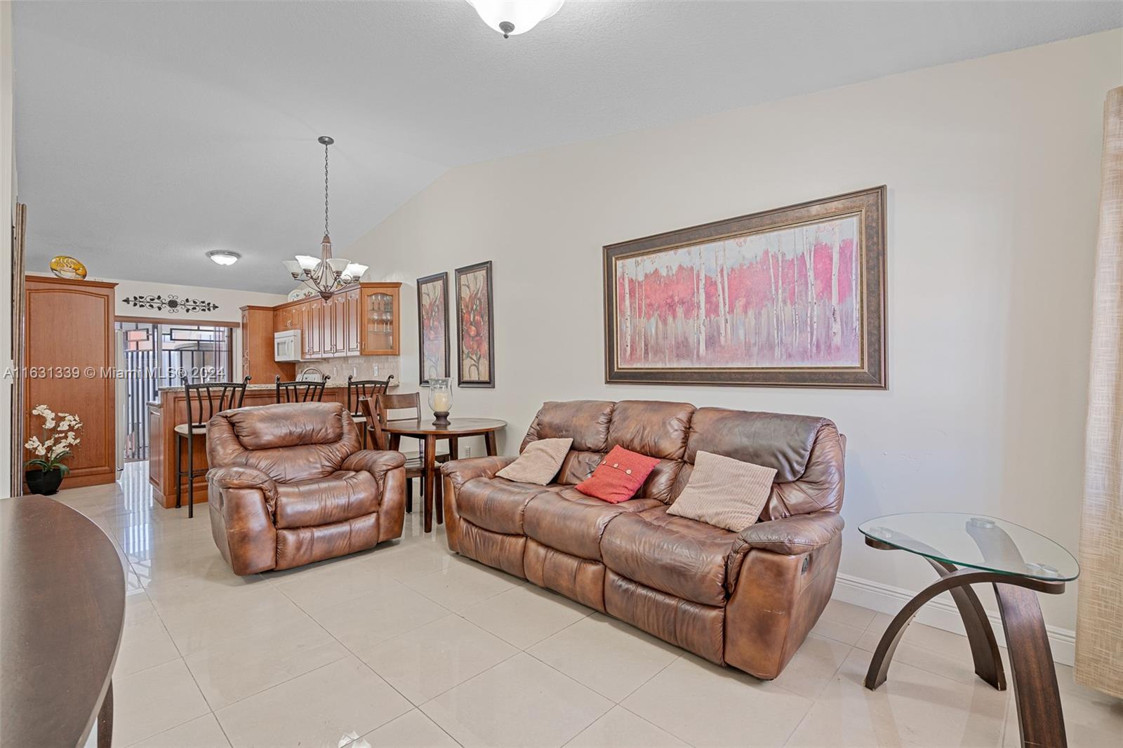 2372 W 73rd Pl # A Unit: 11-A