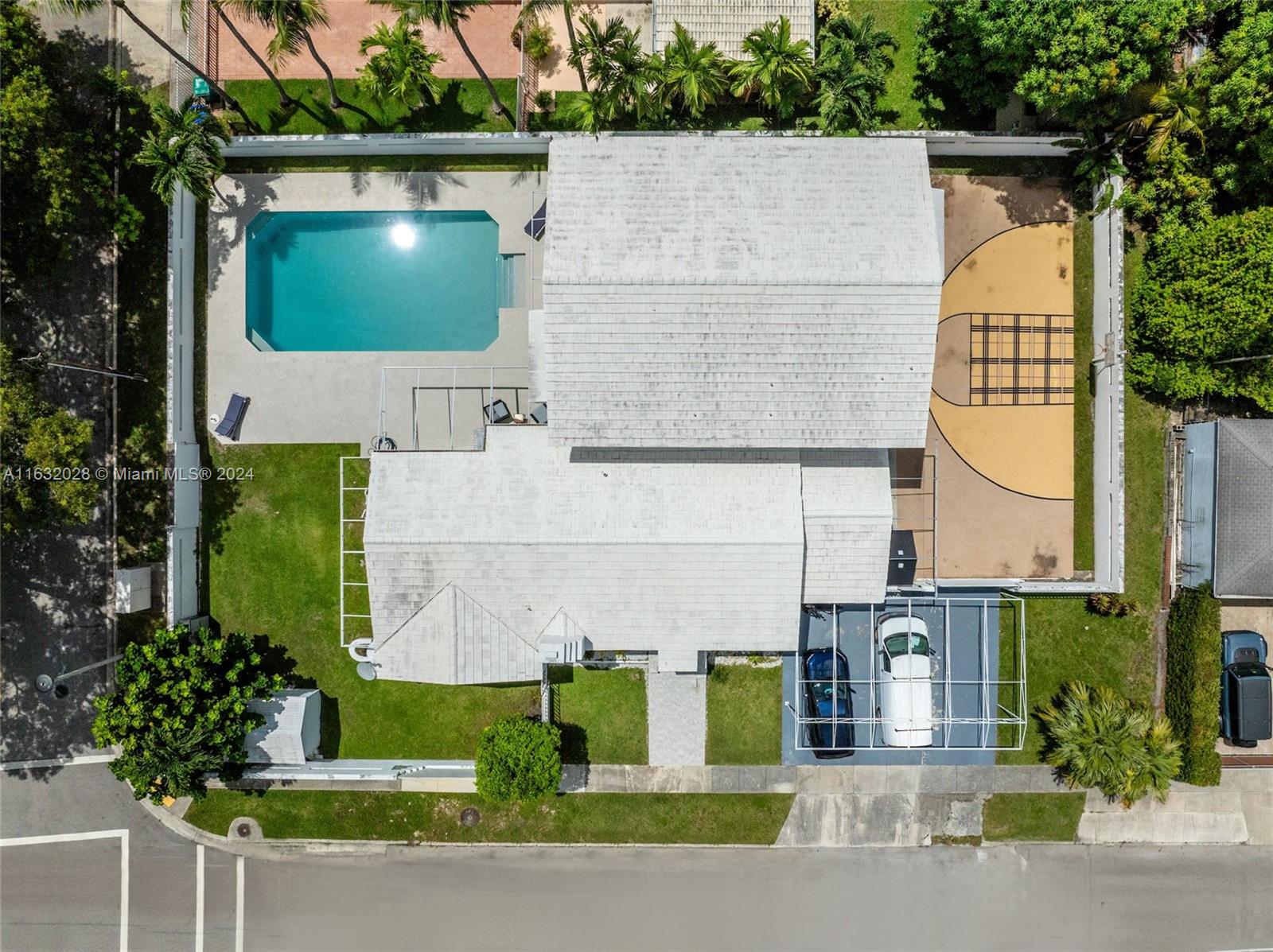 2301 SW 4th Ave