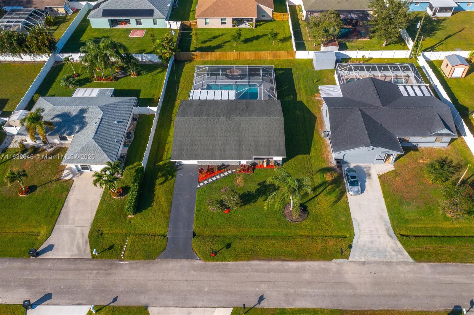 143 SW Grove Ave, Port St. Lucie