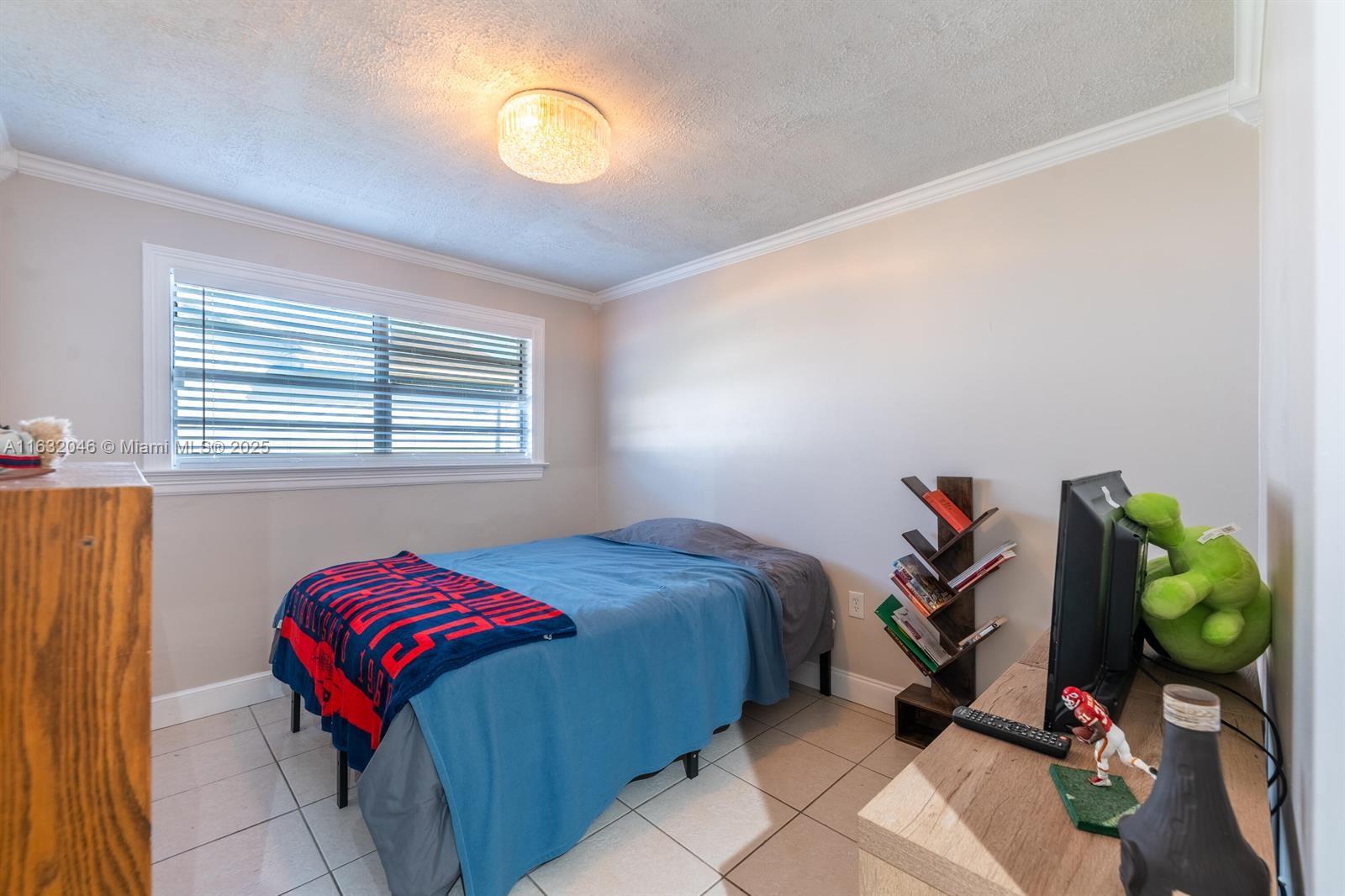 143 SW Grove Ave, Port St. Lucie