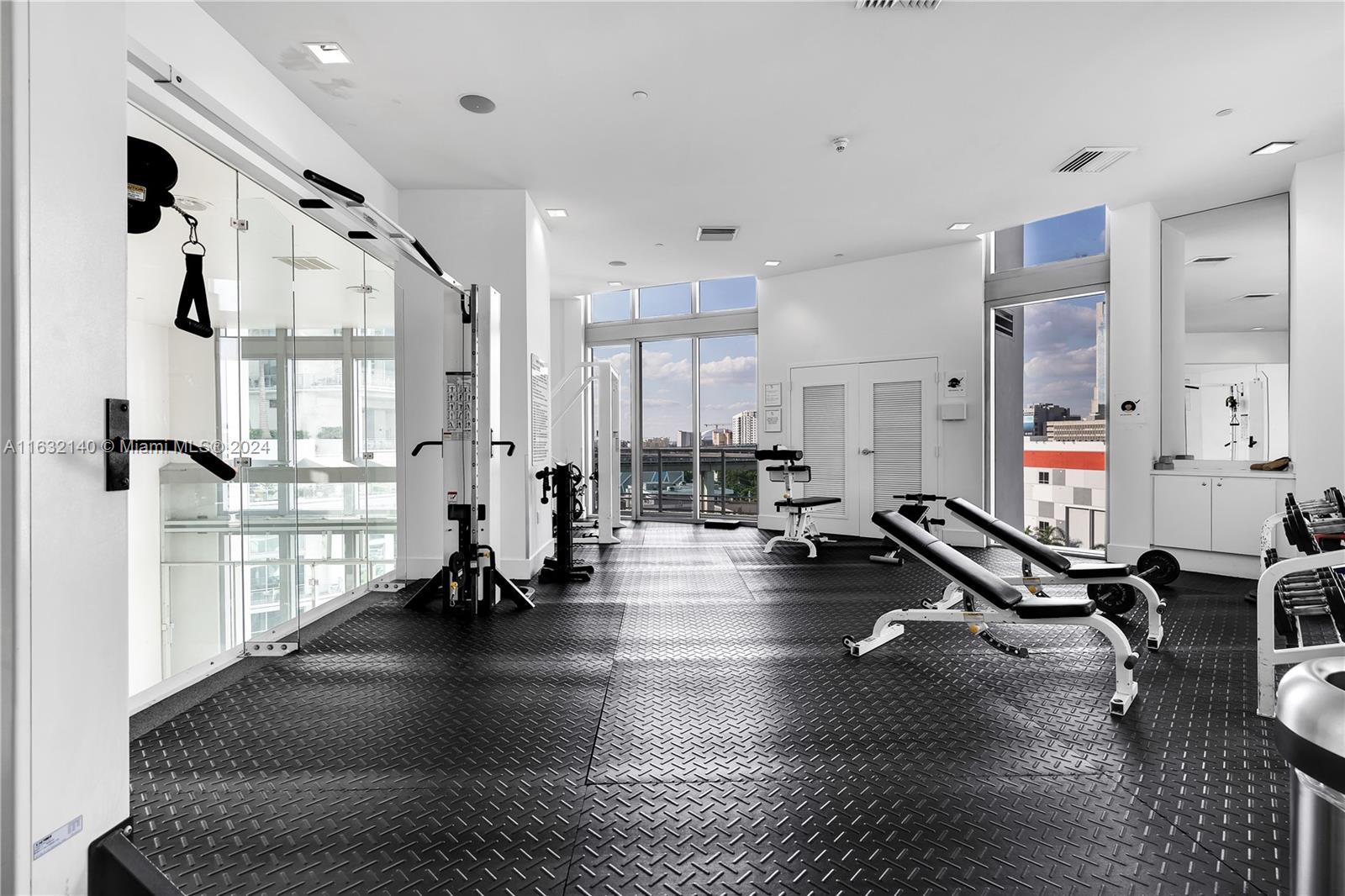 350 S Miami Ave Unit: 2512