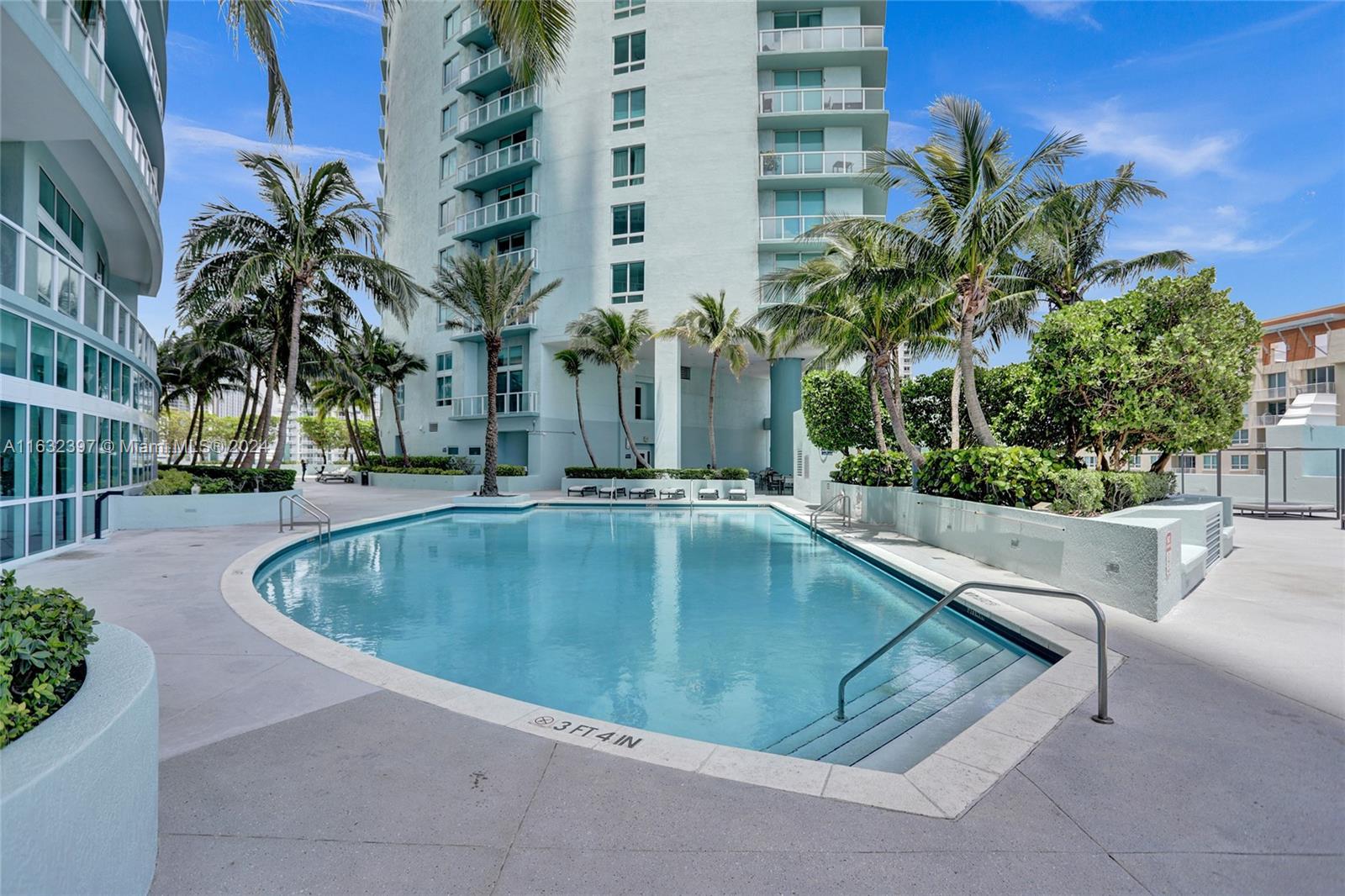 1900 N Bayshore Dr # 2203