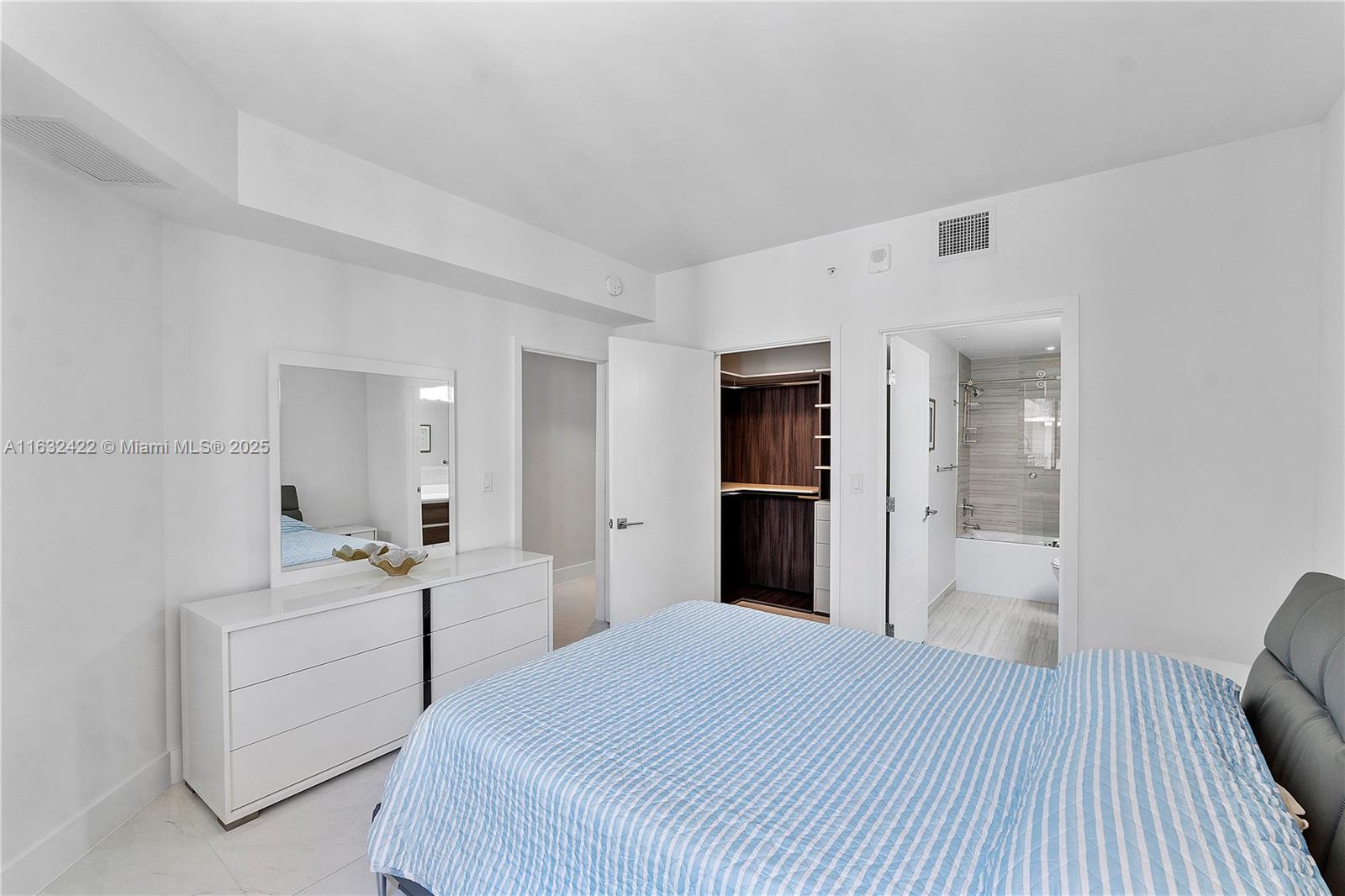 301 Altara Ave # 816