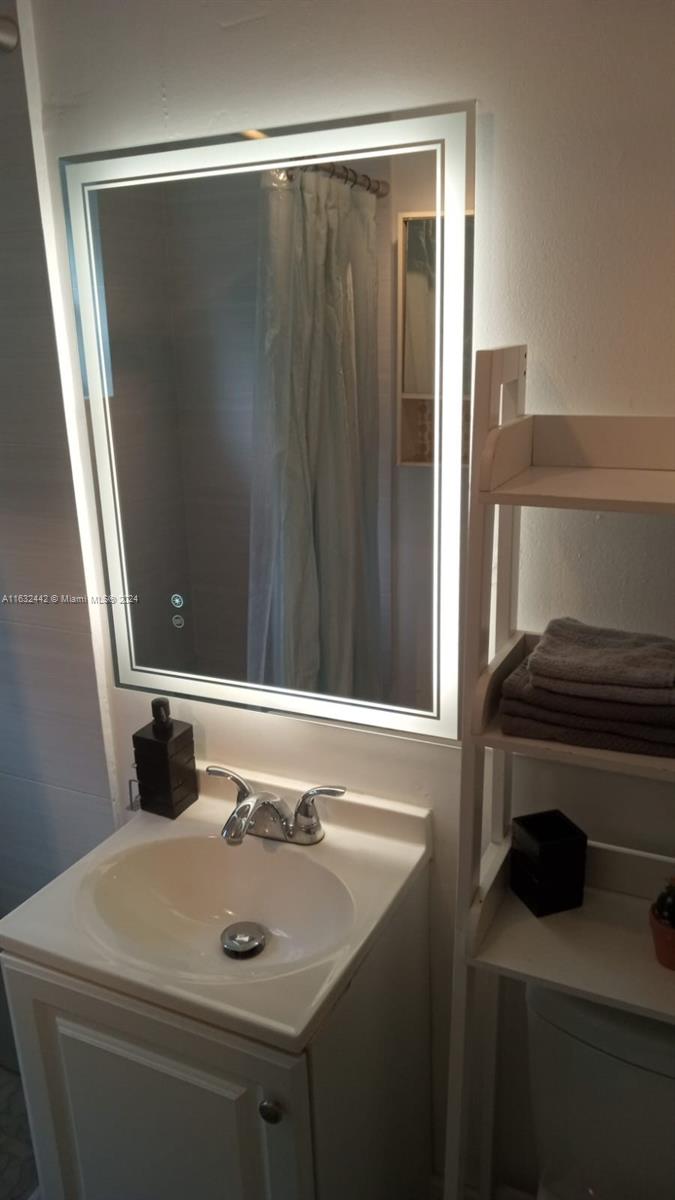 1604 Drexel Ave # 101