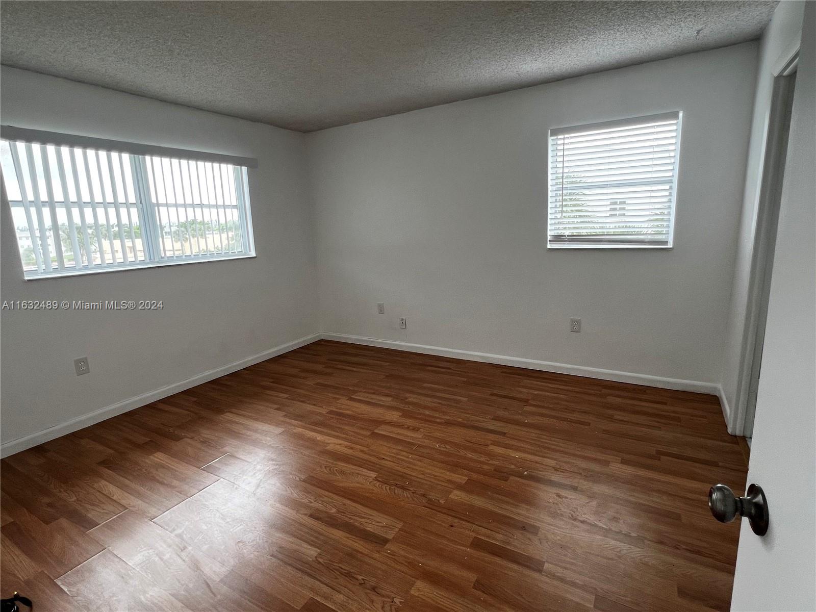 8220 Sunrise Lakes Blvd Unit: 312