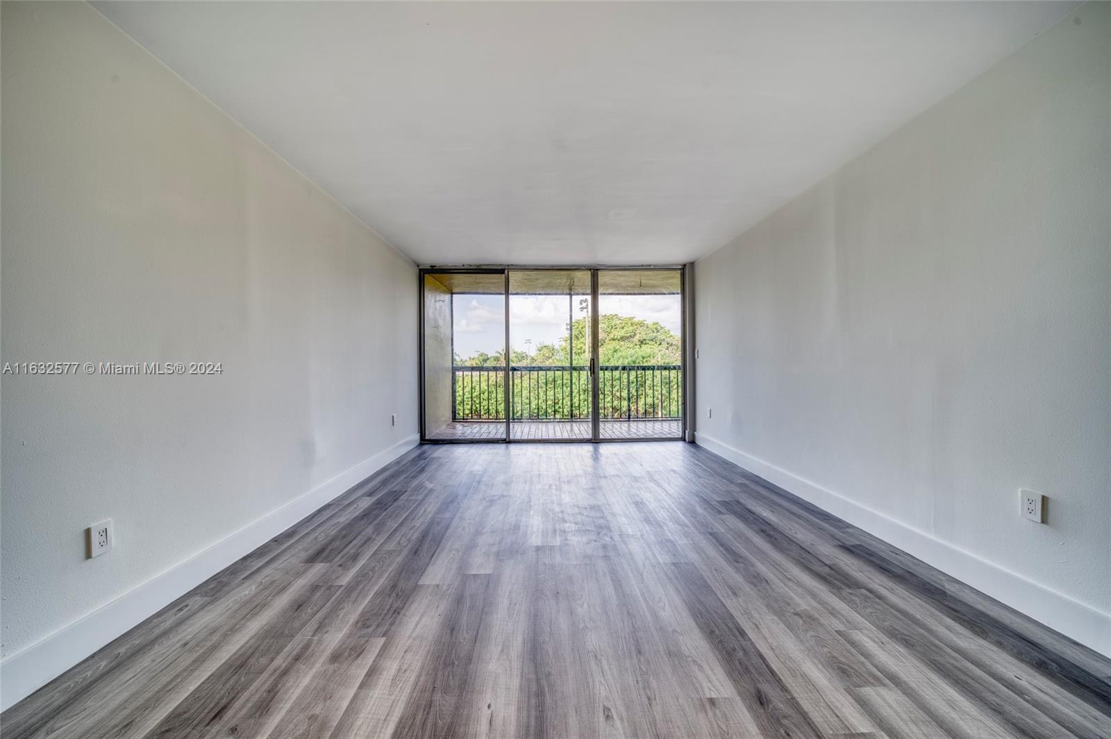 10875 SW 112th Ave # 306