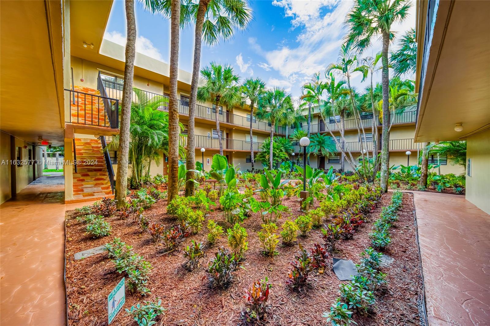 10875 SW 112th Ave # 306