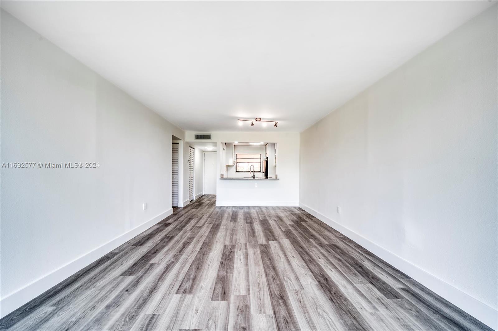 10875 SW 112th Ave # 306