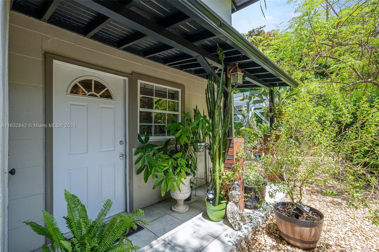 224 SW 6th Ave