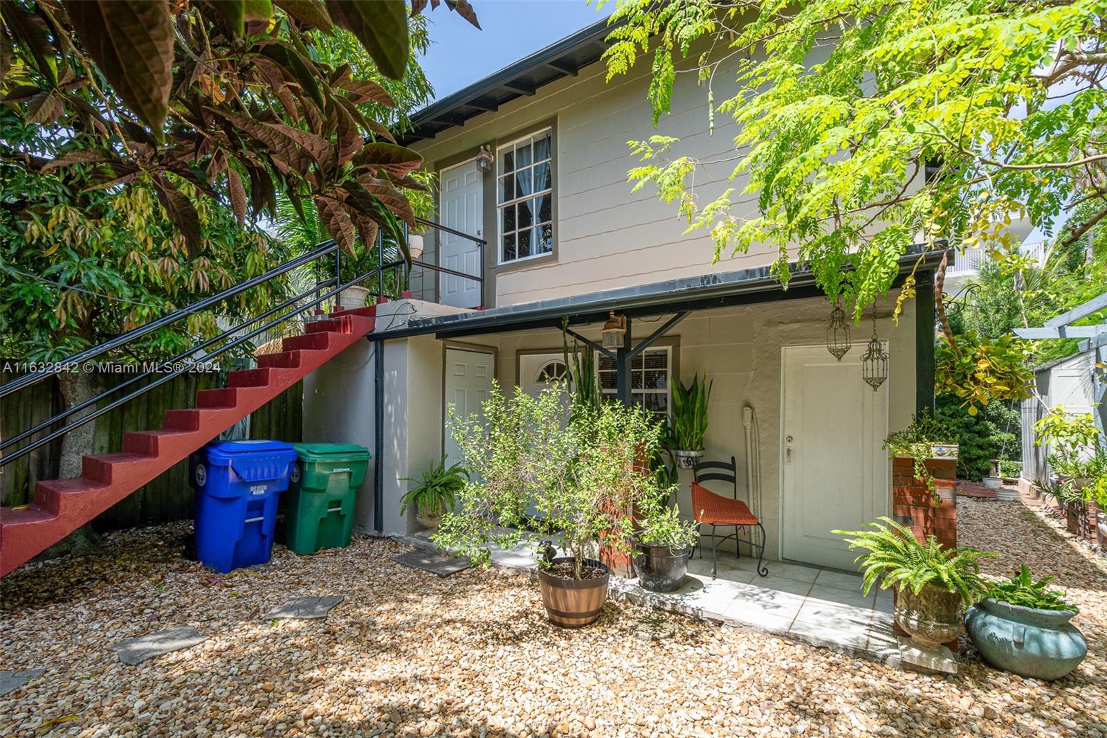 224 SW 6th Ave