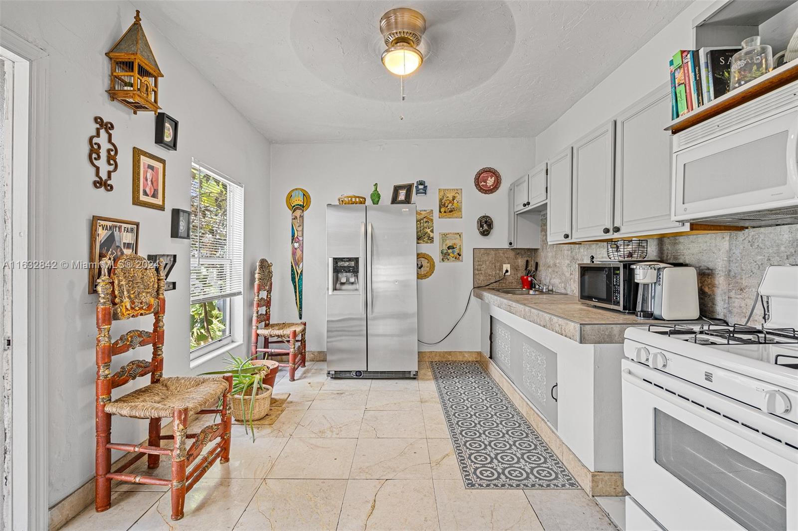 224 SW 6th Ave
