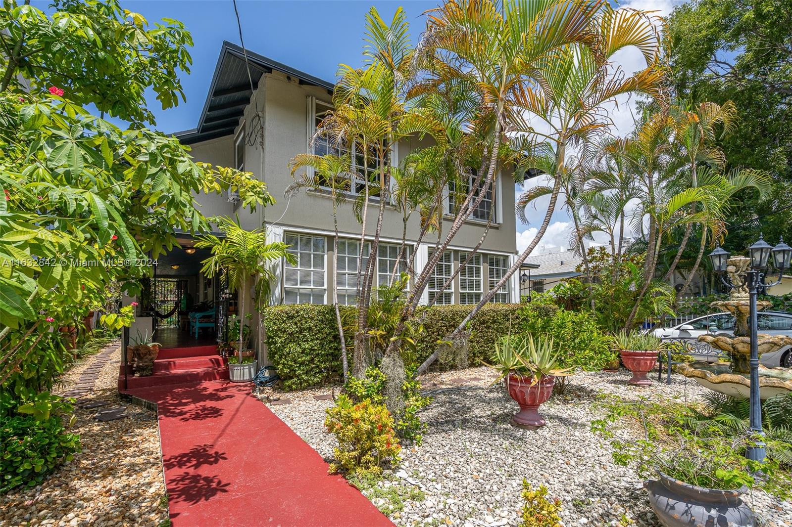 224 SW 6th Ave