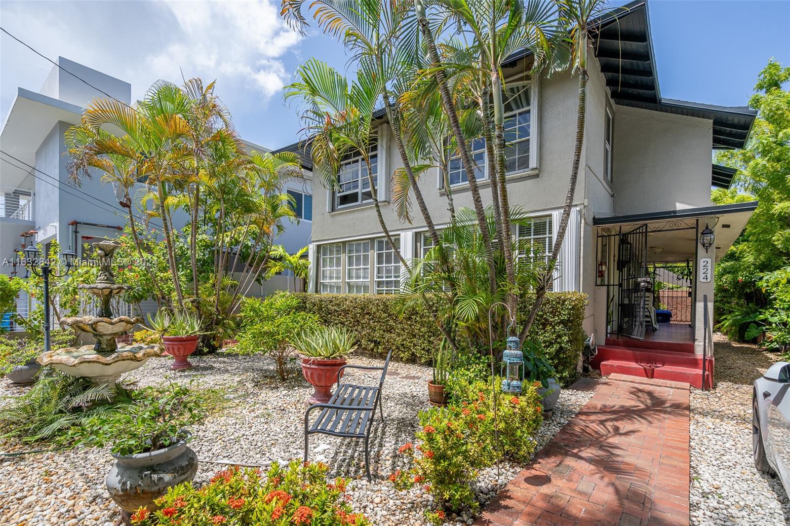 224 SW 6th Ave