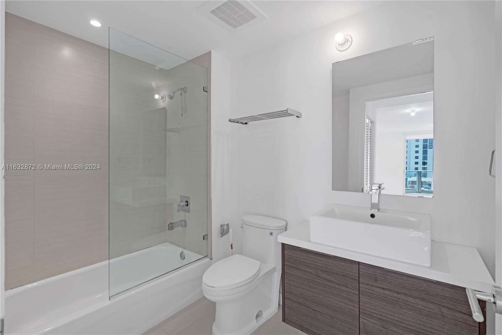 1010 SW 2nd Ave # 1003
