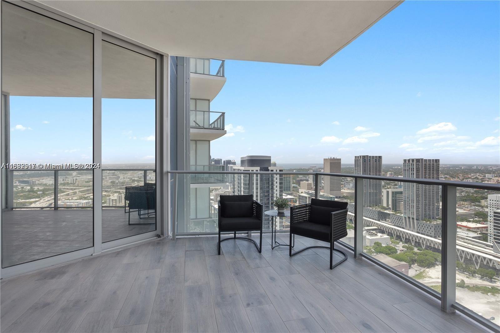 851 NE 1st Ave # 4106