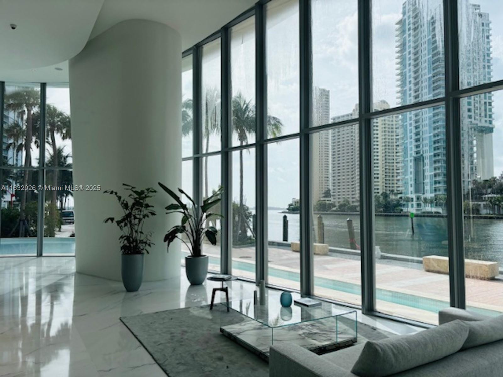 300 Biscayne Blvd Way # 1902