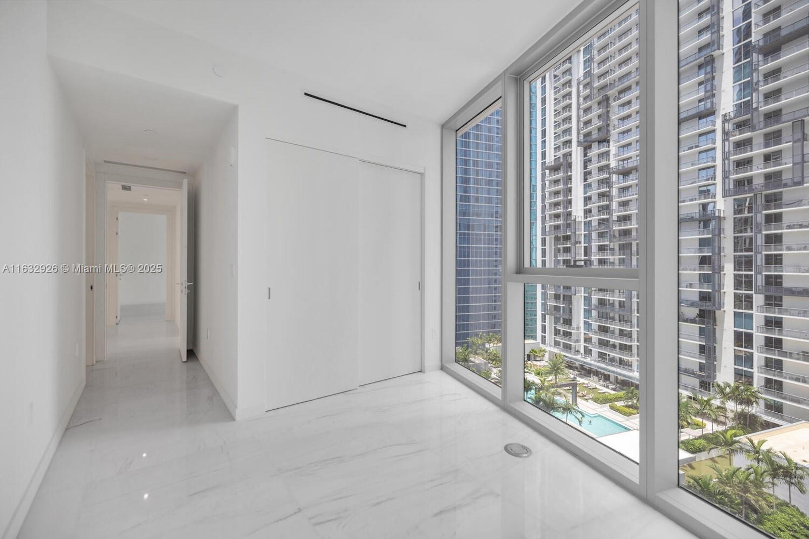 300 Biscayne Blvd Way # 1902