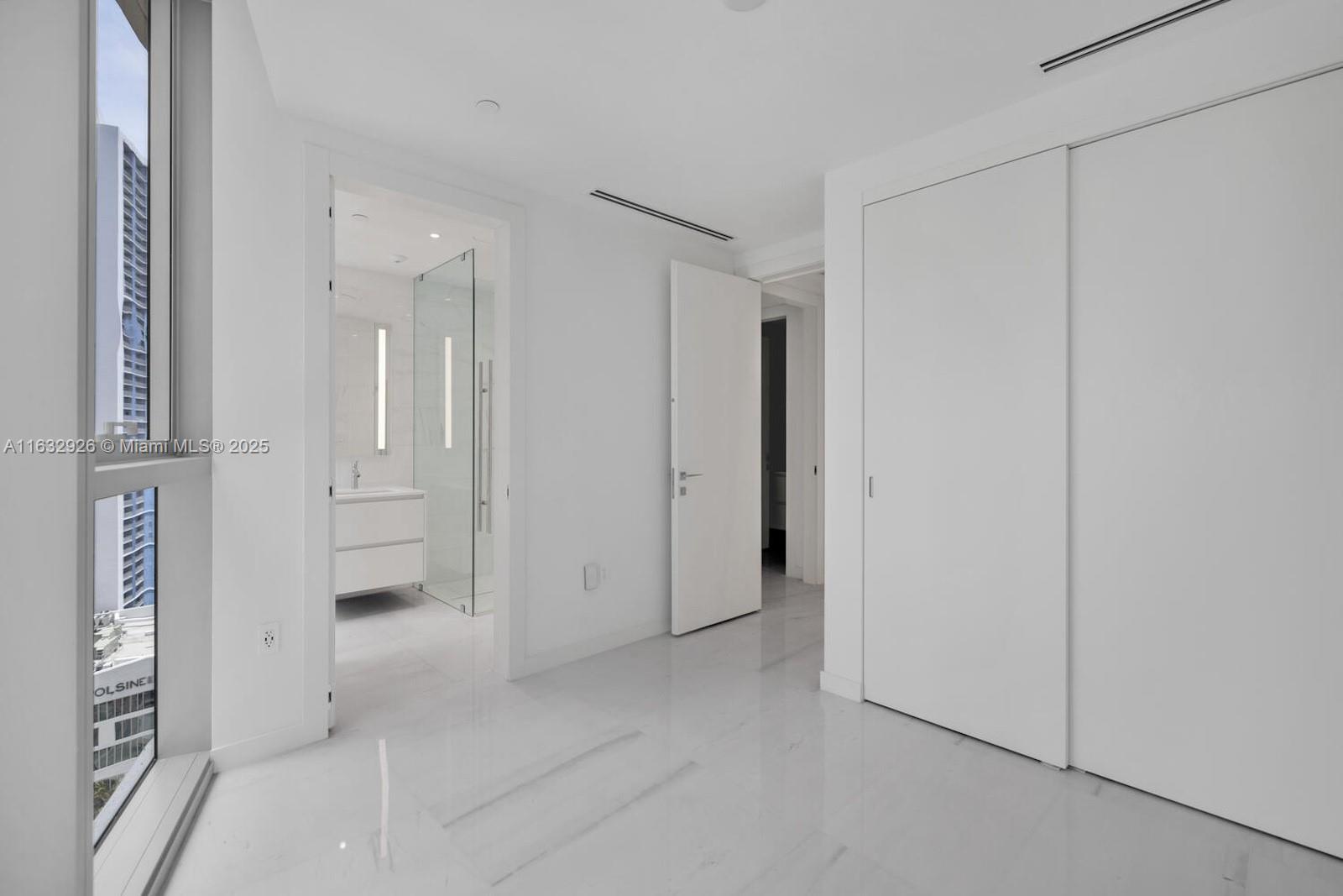 300 Biscayne Blvd Way # 1902