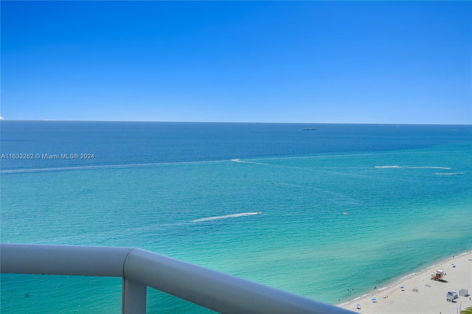 4779 Collins Ave # 3104