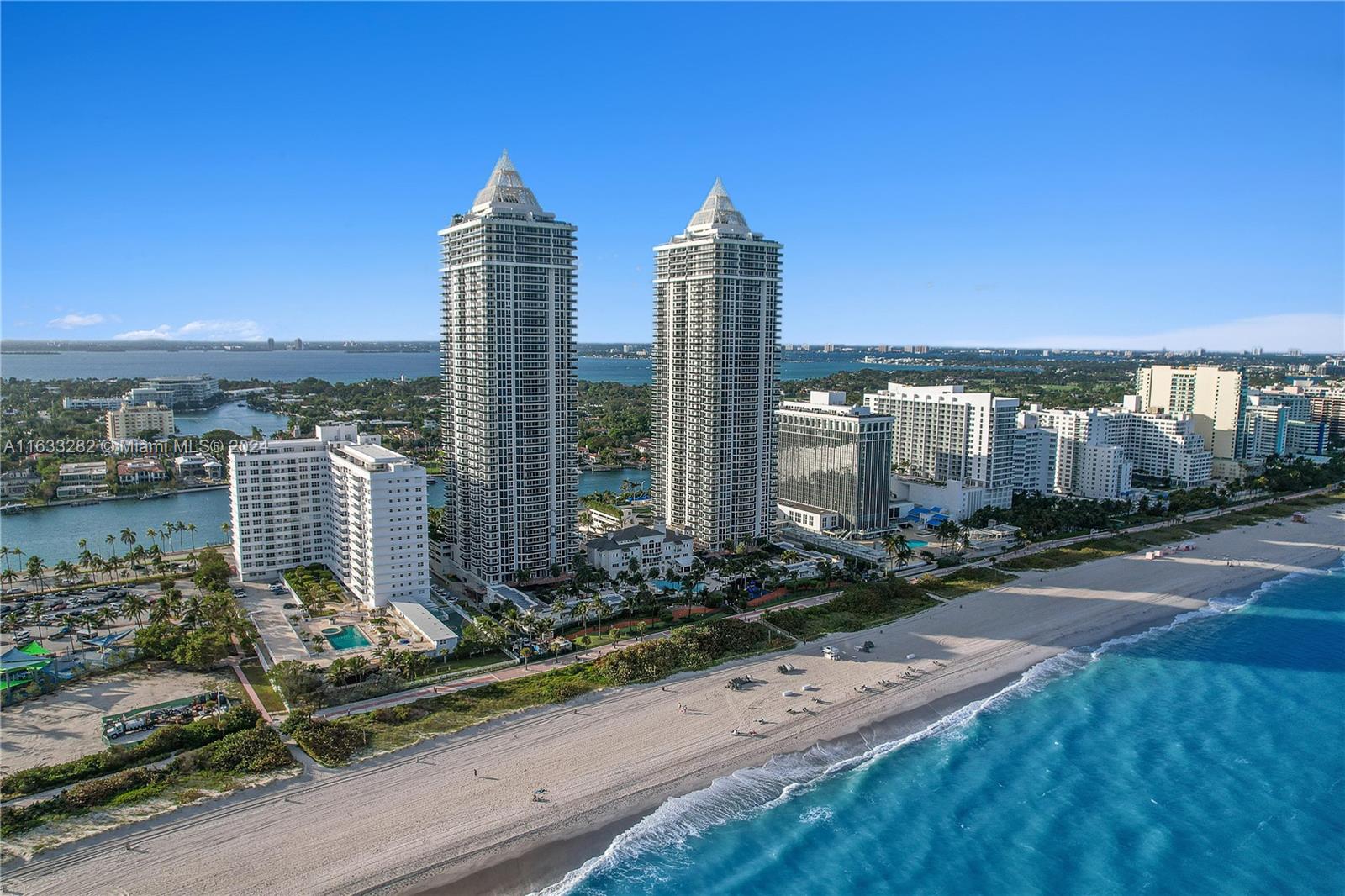 4779 Collins Ave # 3104