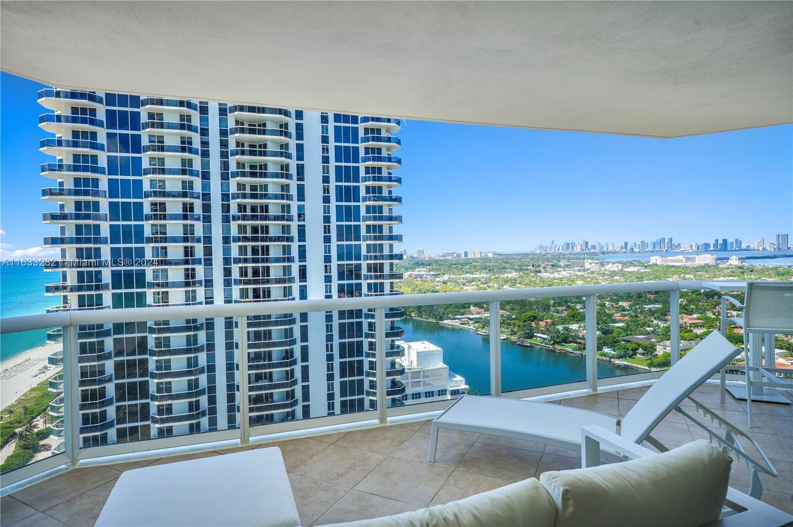 4779 Collins Ave # 3104