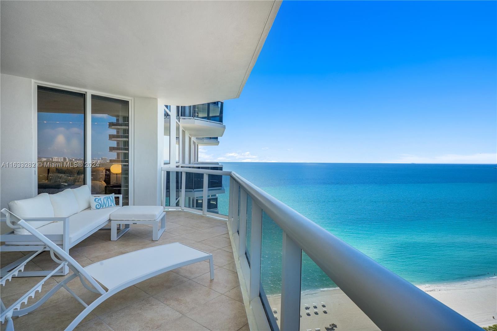 4779 Collins Ave # 3104
