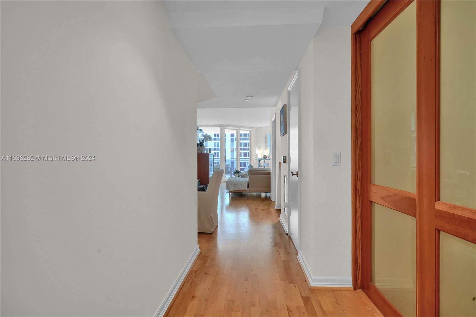 4779 Collins Ave # 3104