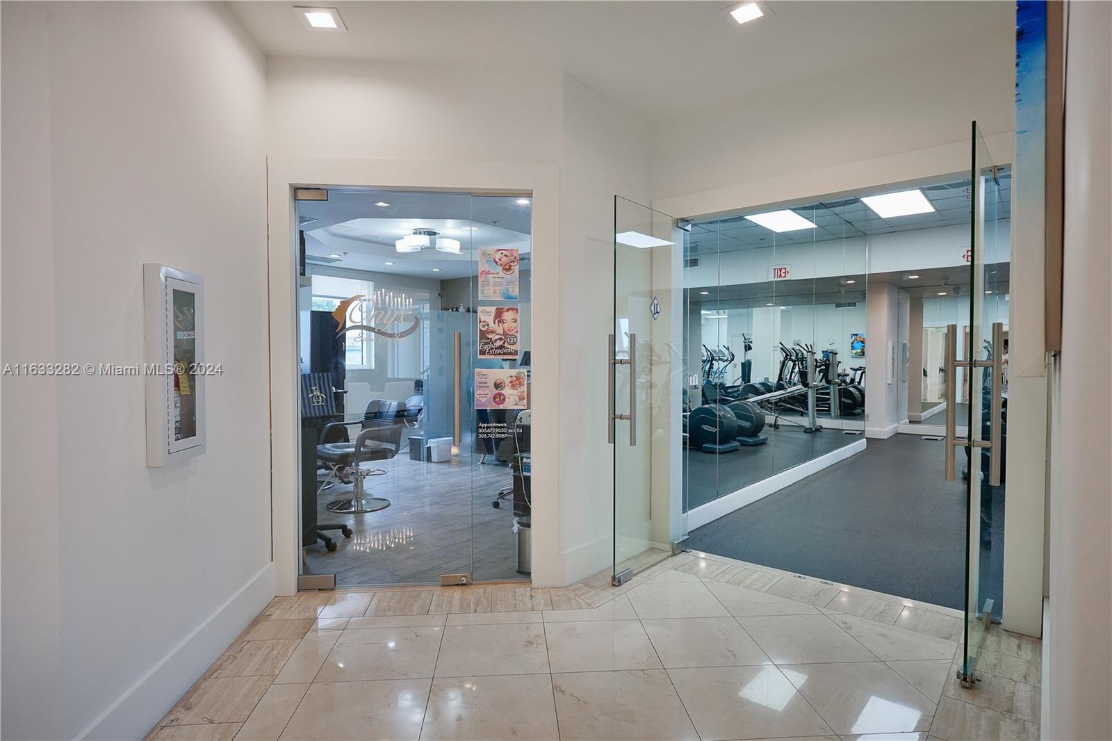 4779 Collins Ave # 3104