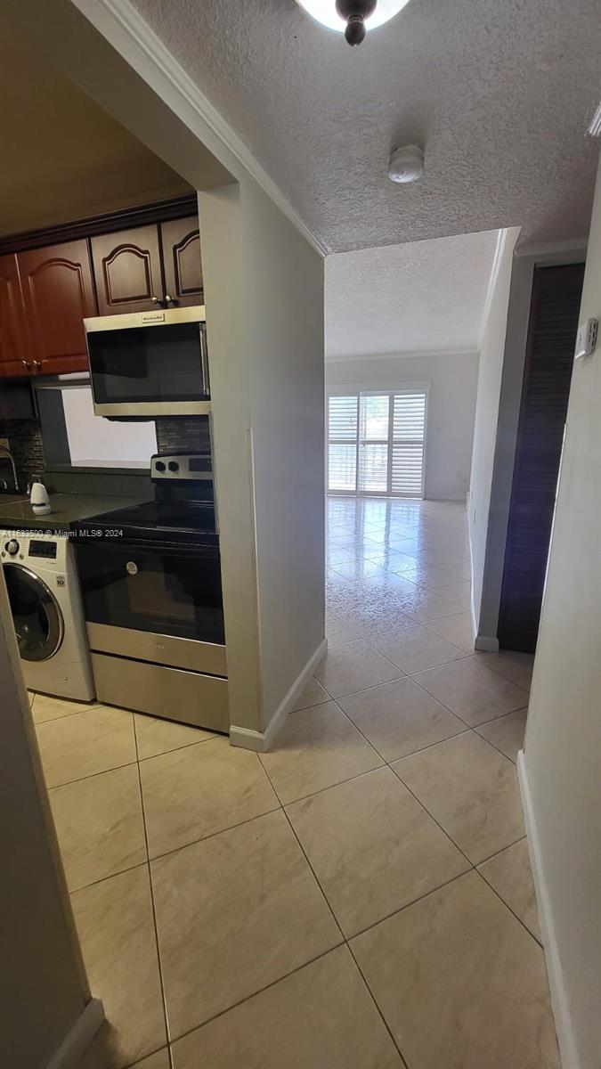 5199 NW 7th St # 309