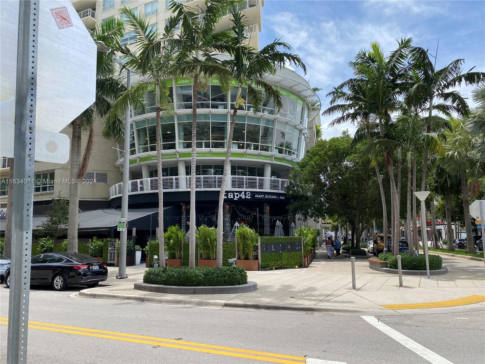 3301 NE 1st Ave # M0706