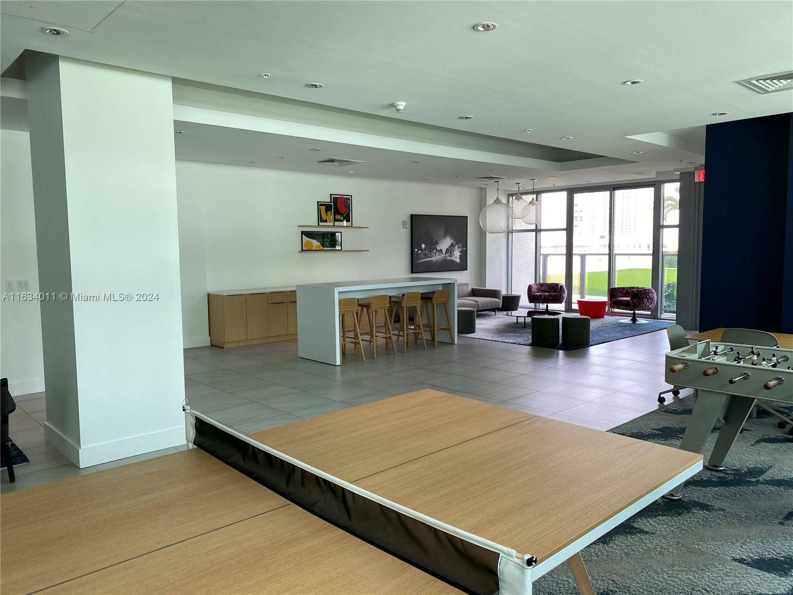 3301 NE 1st Ave # M0706