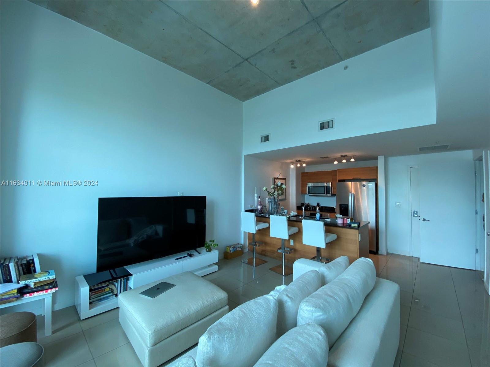 3301 NE 1st Ave # M0706