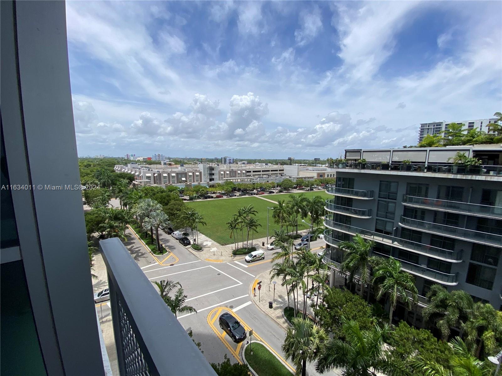 3301 NE 1st Ave # M0706