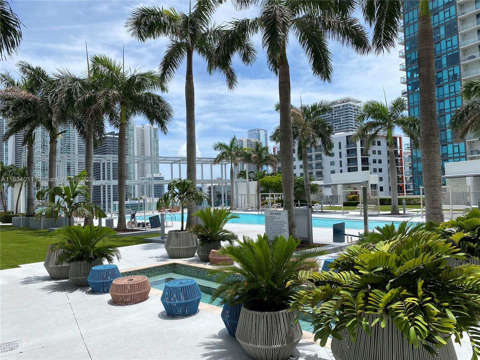 3301 NE 1st Ave # M0706