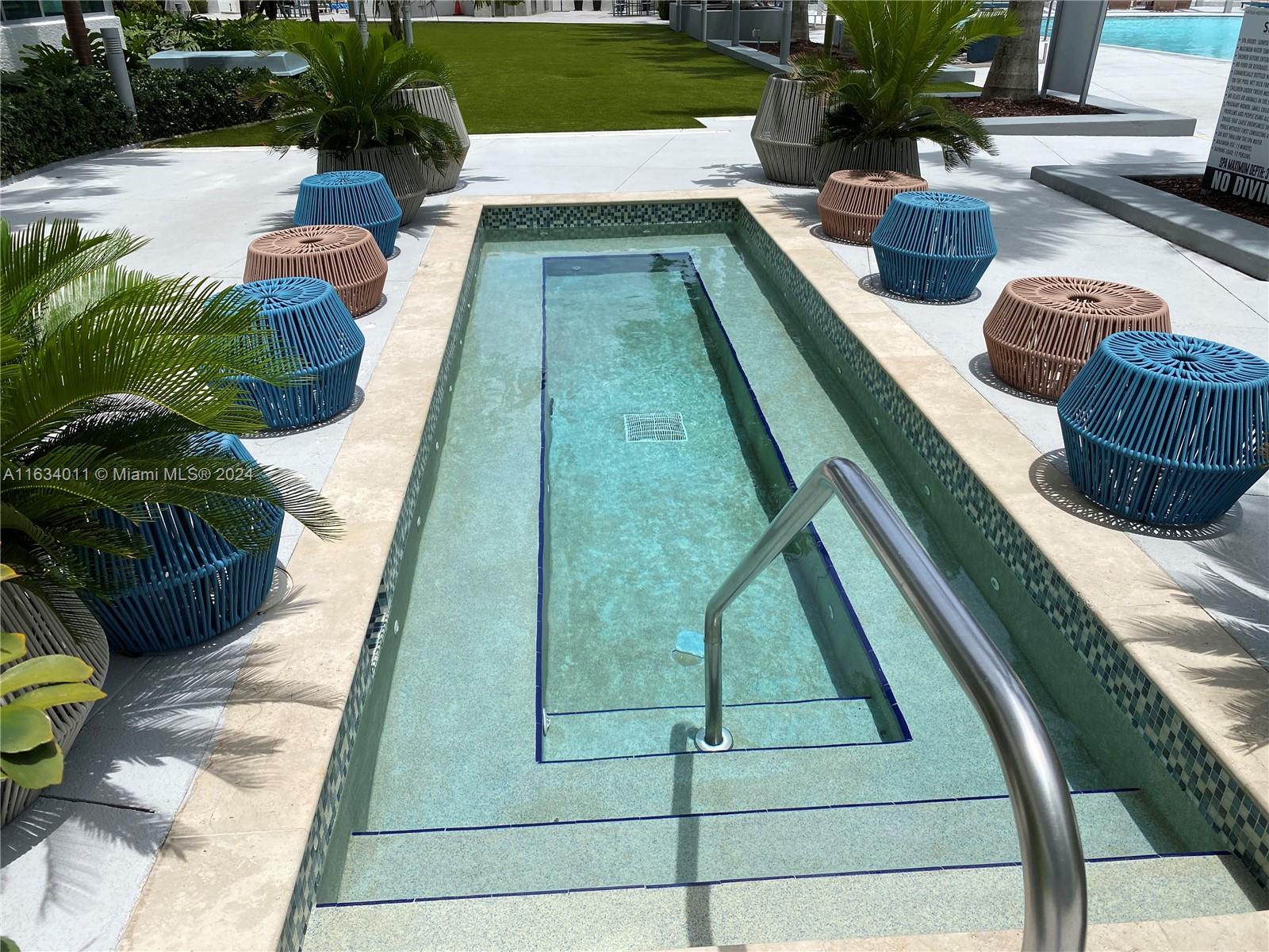 3301 NE 1st Ave # M0706