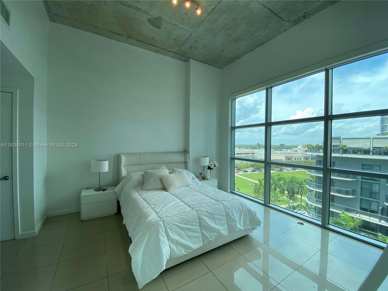 3301 NE 1st Ave # M0706