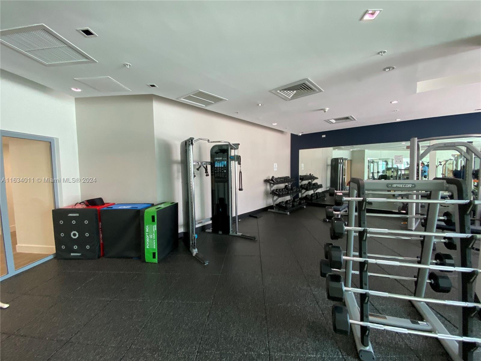 3301 NE 1st Ave # M0706