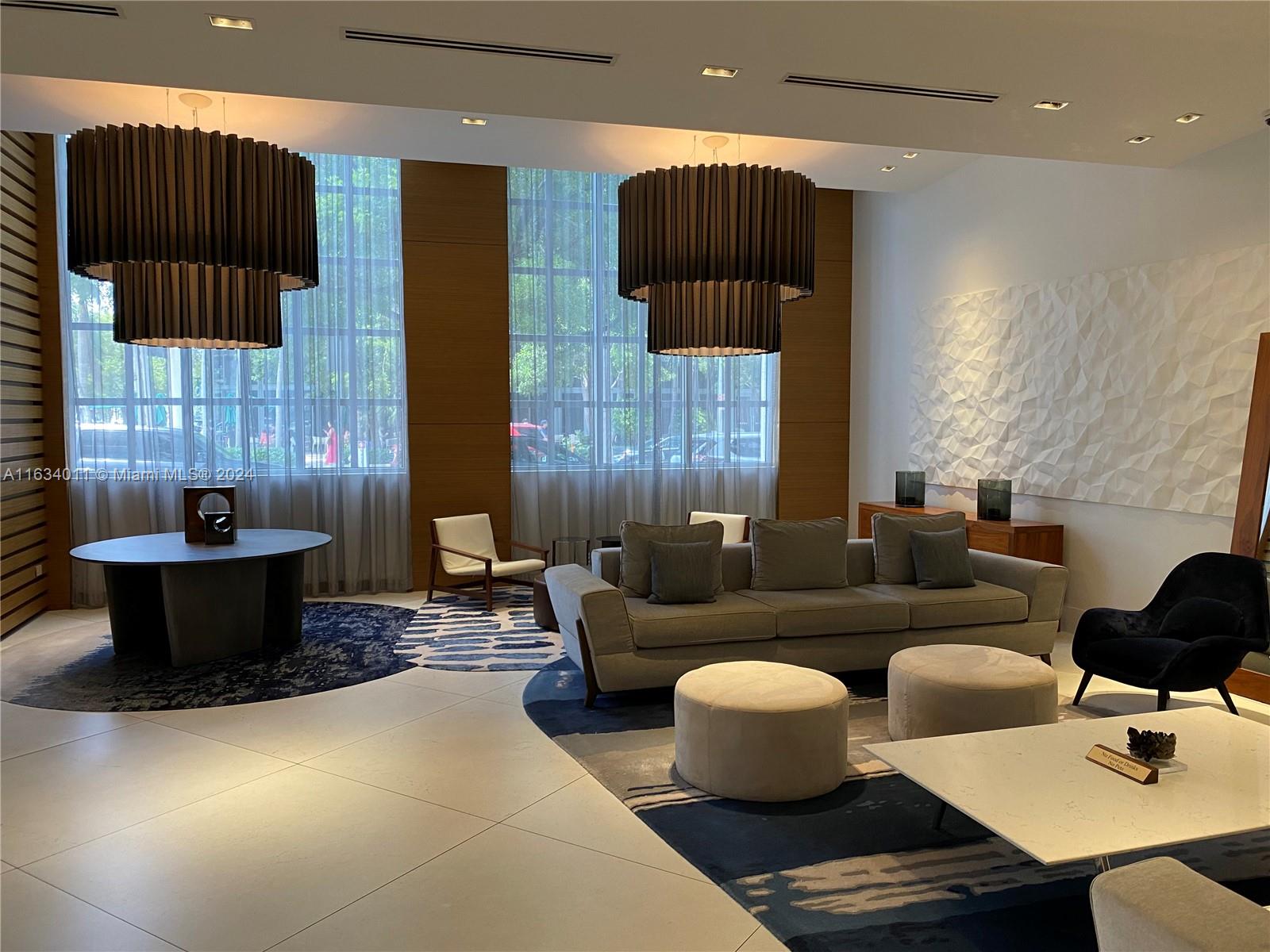 3301 NE 1st Ave # M0706