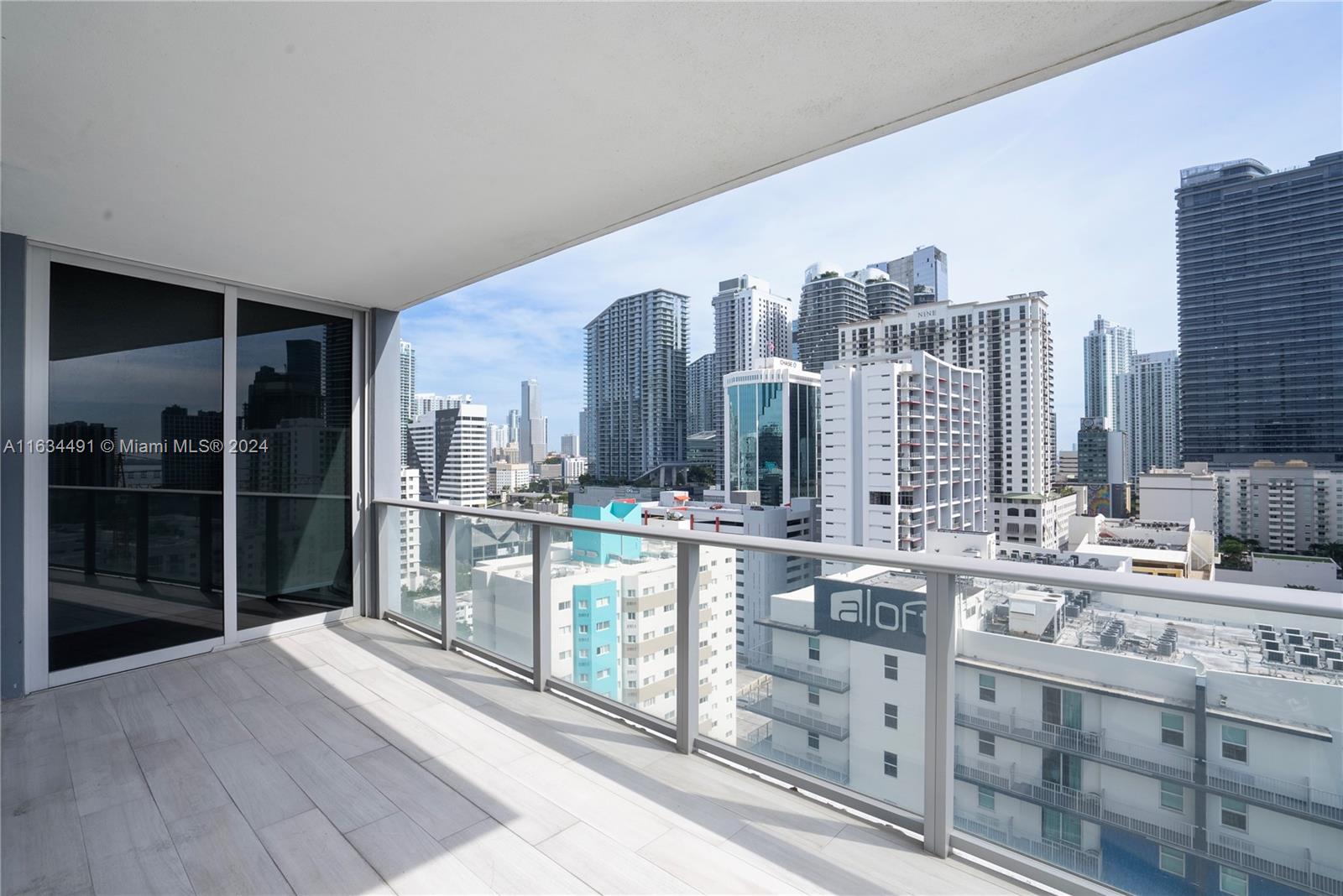 1010 SW 2nd Ave # 2003