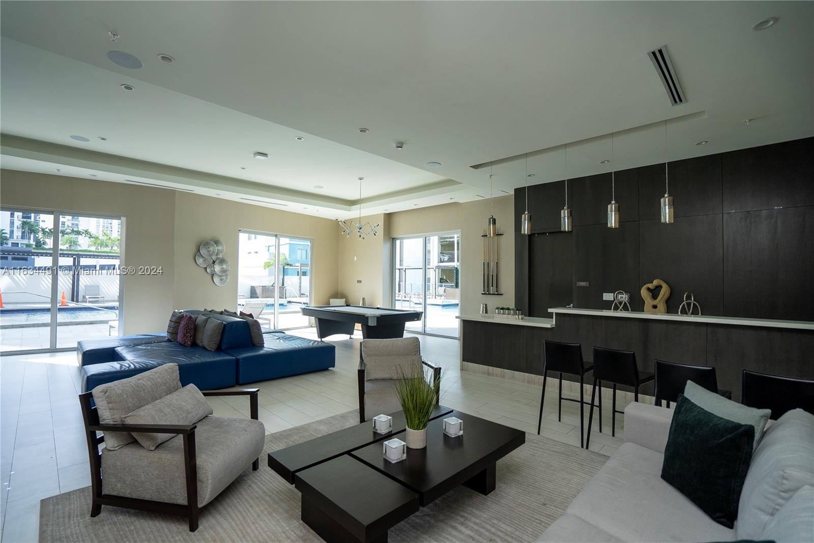1010 SW 2nd Ave # 2003