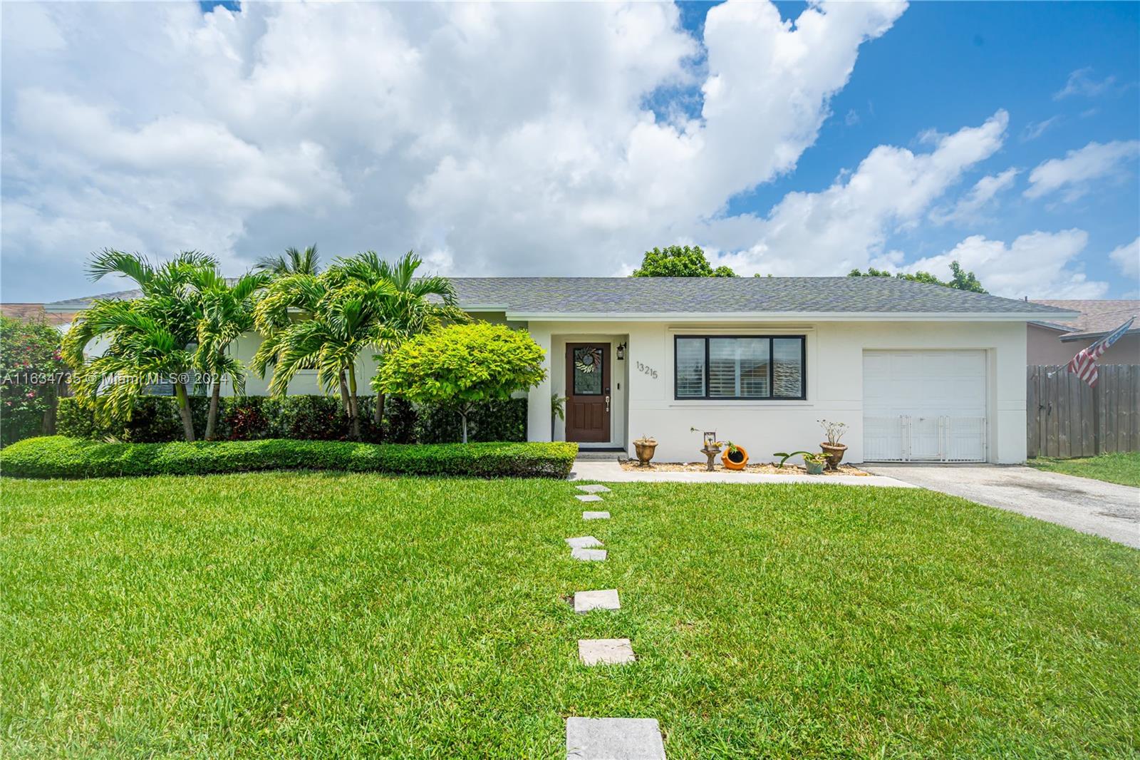 13215 SW 253rd Ter