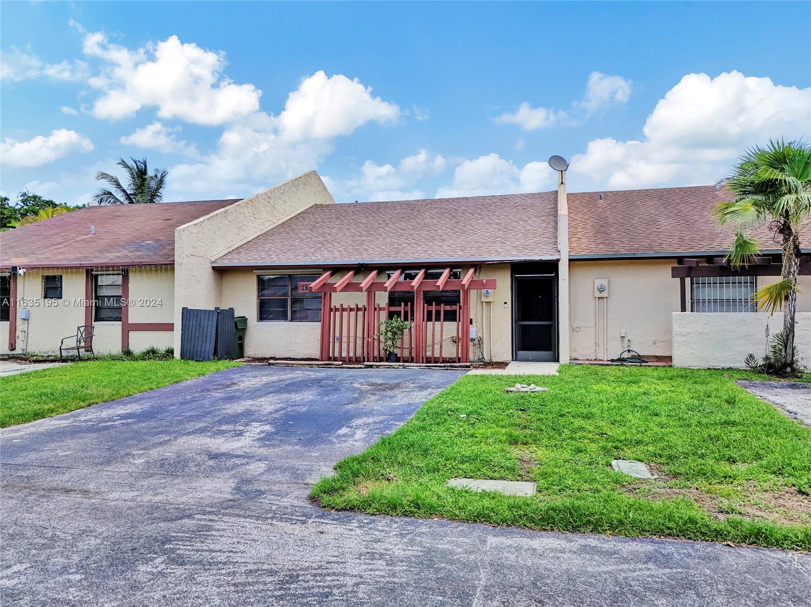 1489 Sandpiper Blvd # 0