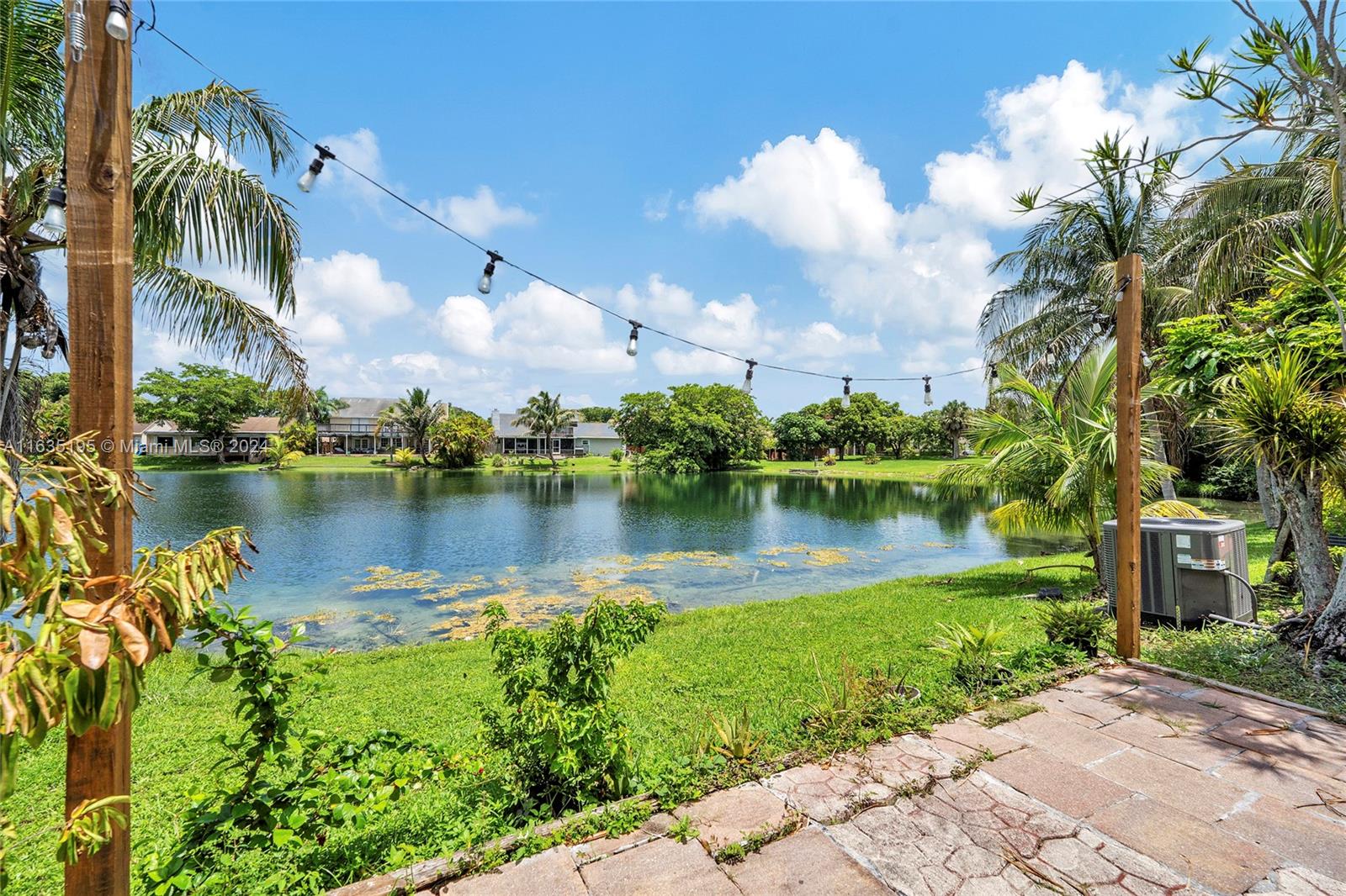 1489 Sandpiper Blvd # 0