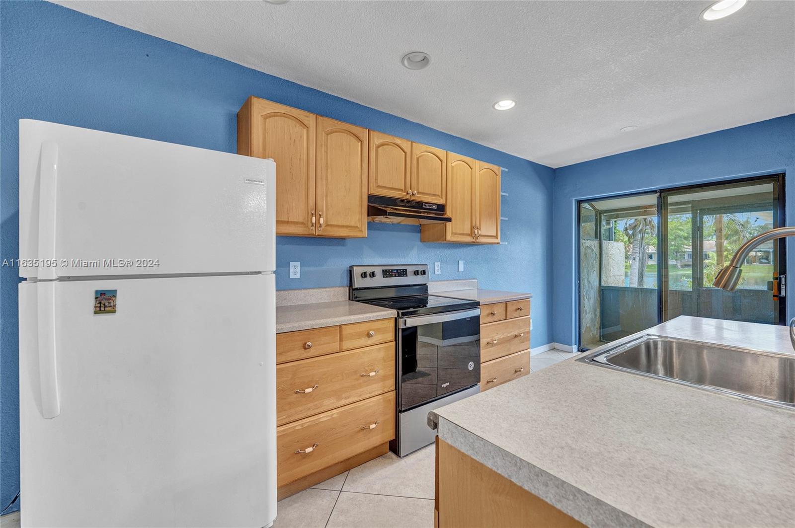 1489 Sandpiper Blvd # 0