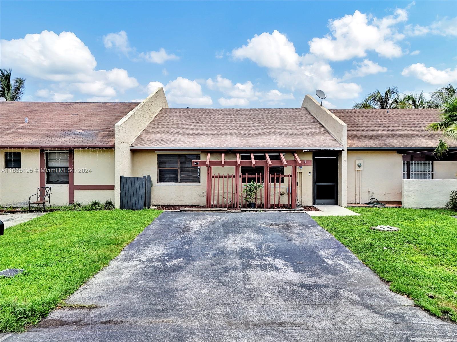 1489 Sandpiper Blvd # 0