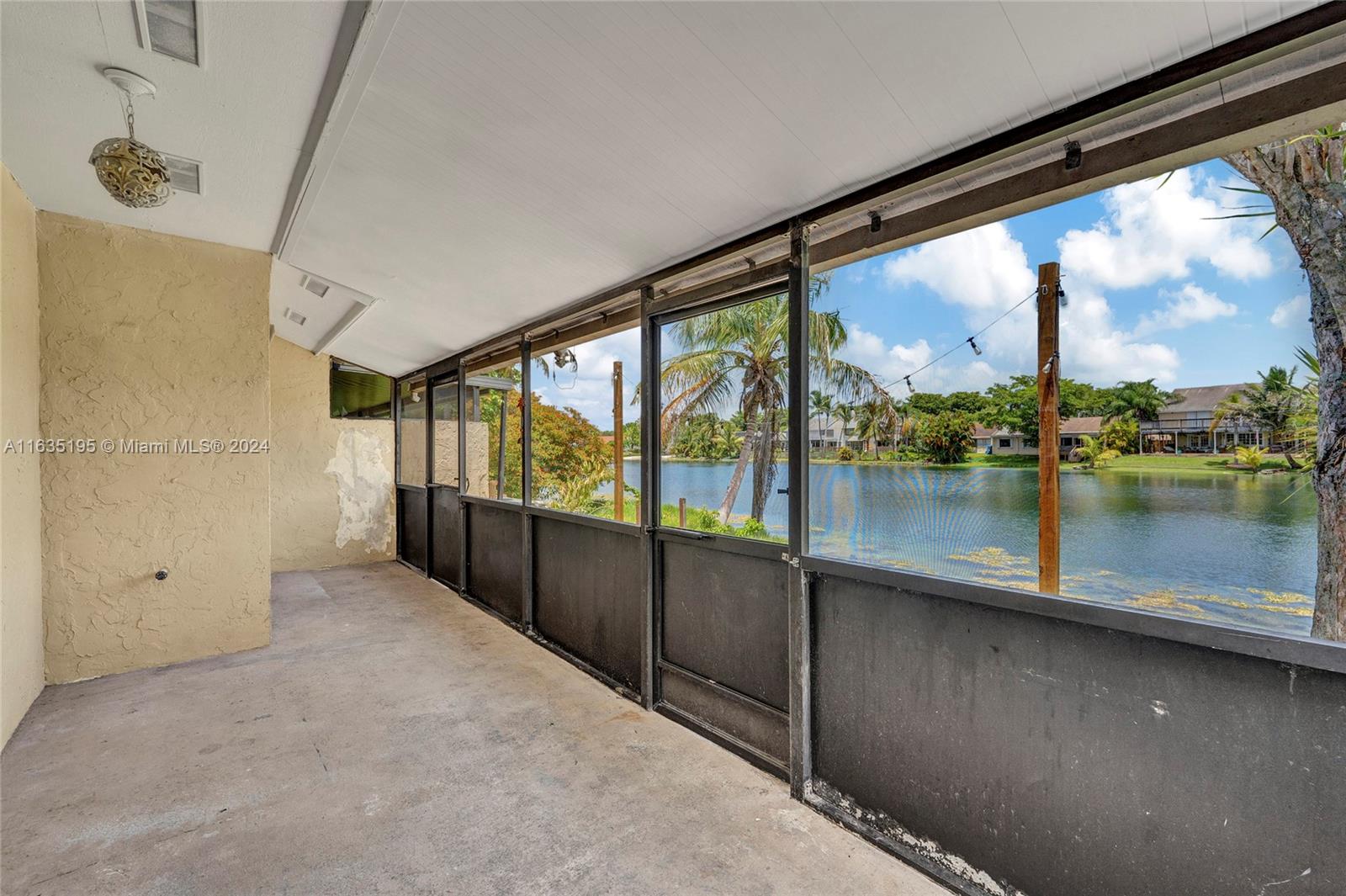 1489 Sandpiper Blvd # 0